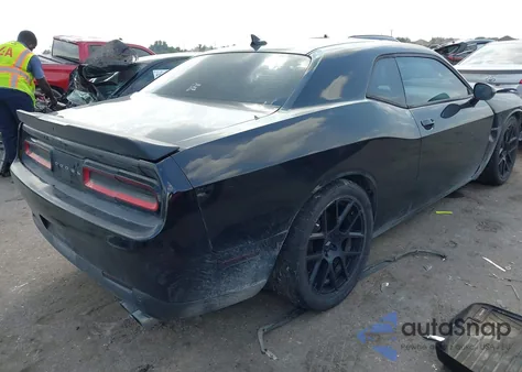 2015 Dodge Challenger R/T Shaker from USA, damaged, VIN 2C3CDZAT5FH889014